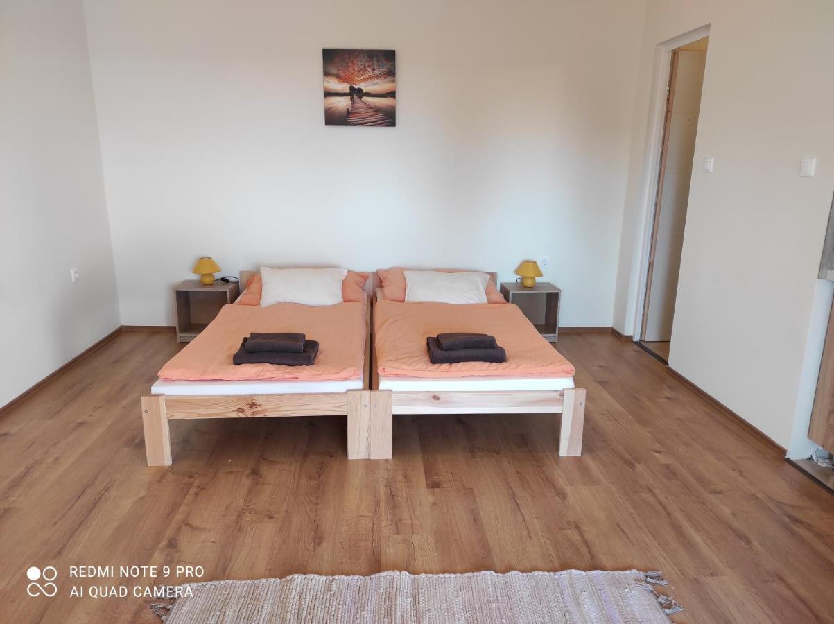Hotel Montana-Ederics Vendeghaz Balatonederics Exteriér fotografie